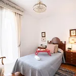 Bright House With Patio By Conference Centre Granada