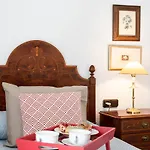Bright House With Patio By Conference Centre * Granada